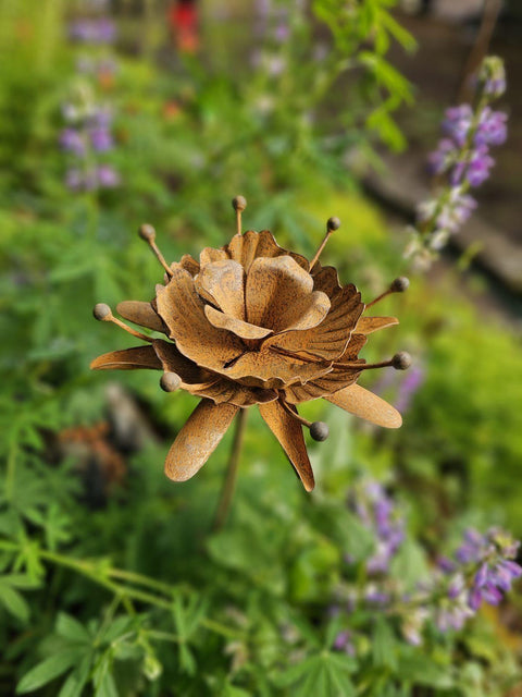 Fiora Flower Stake (NEW) PRE-ORDER For Mid August Delivery