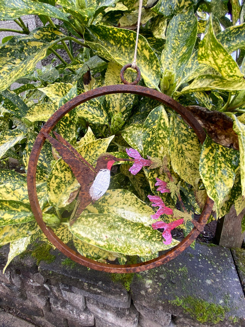 Painted Hummingbird on Salvia Mini Ring - Elegant Garden Design